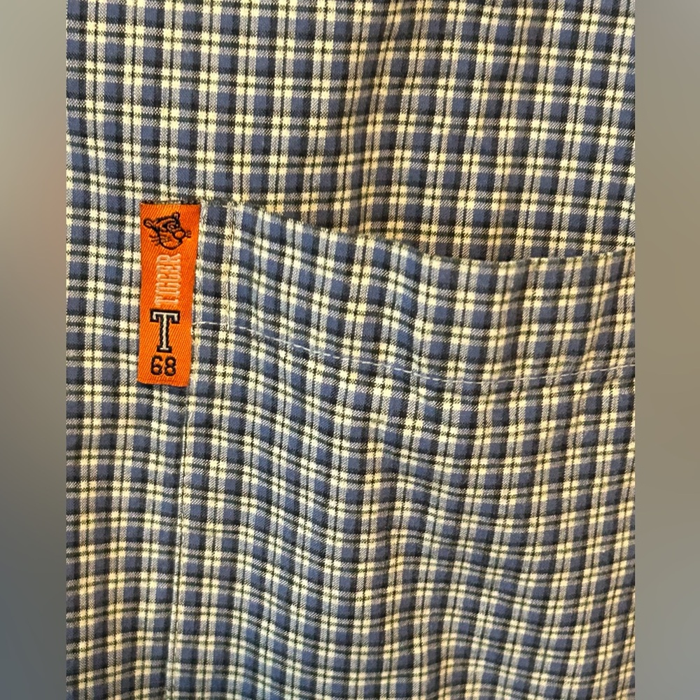 Walt Disney World Button Down Shirt Navy Blue‎ Plaid Tigger Short Sleeve Men XXL - Picture 4 of 8
